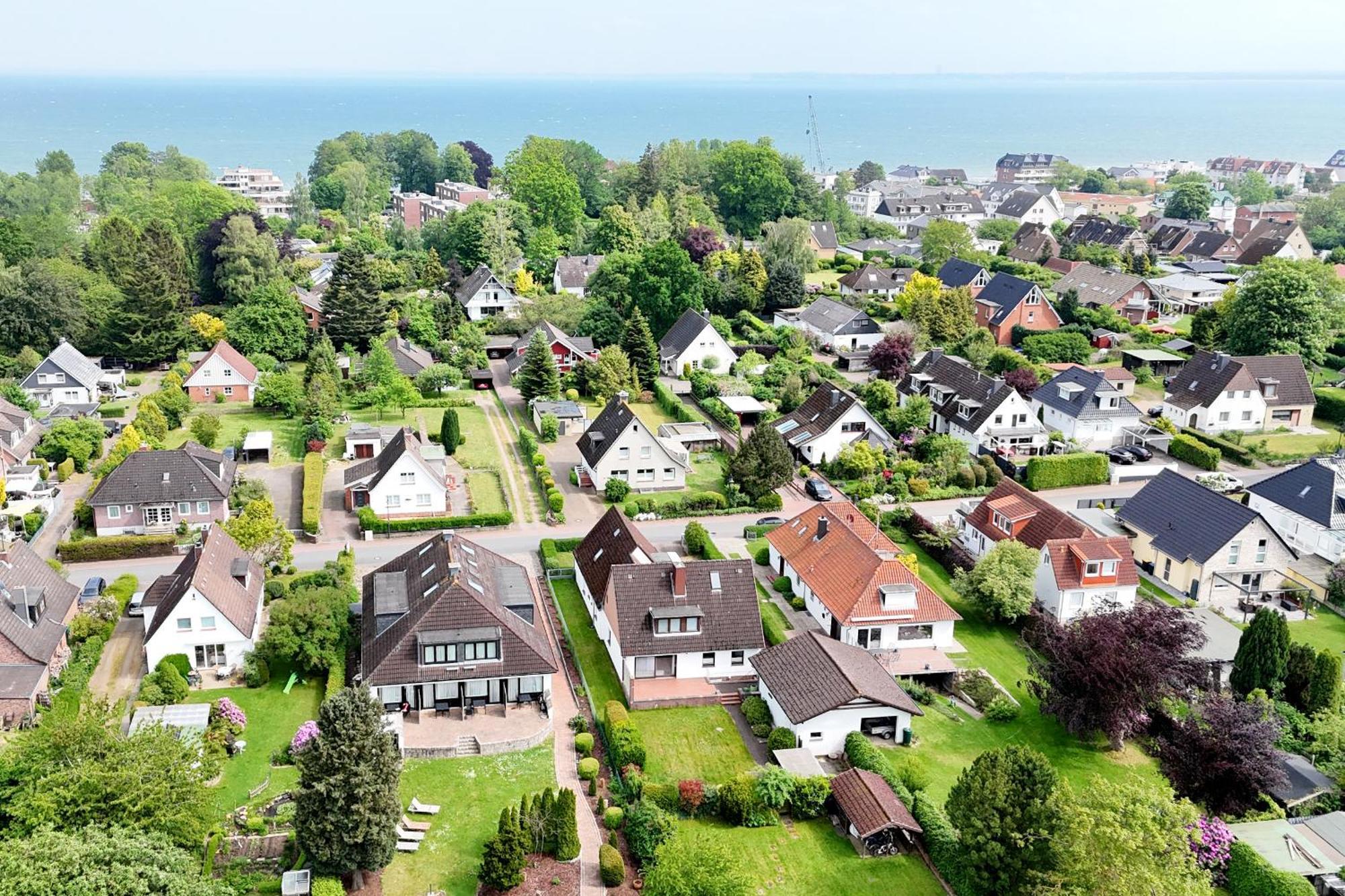 Strandnahe Ferienwohnung - Sehr Modern Und Hochwertig Eingerichtet, Inklusive Parkplatz, Gartenzugang Und Fahrradunterstellmoeglichkeit Scharbeutz Eksteriør bilde